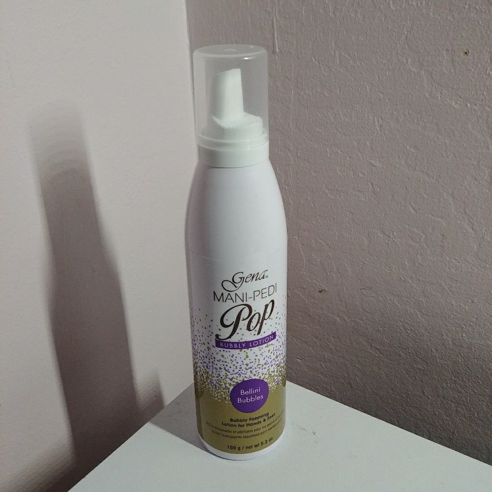 Gena Mani-Pedi Bubbly Lotion